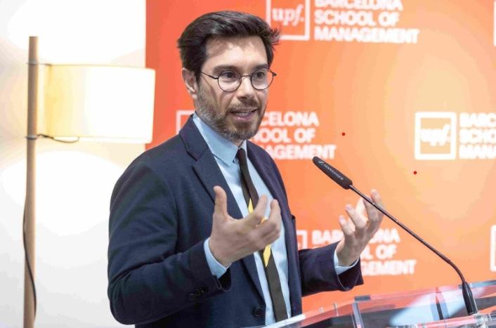 Sánchez, a lo Ayuso: “retroceso o democracia”